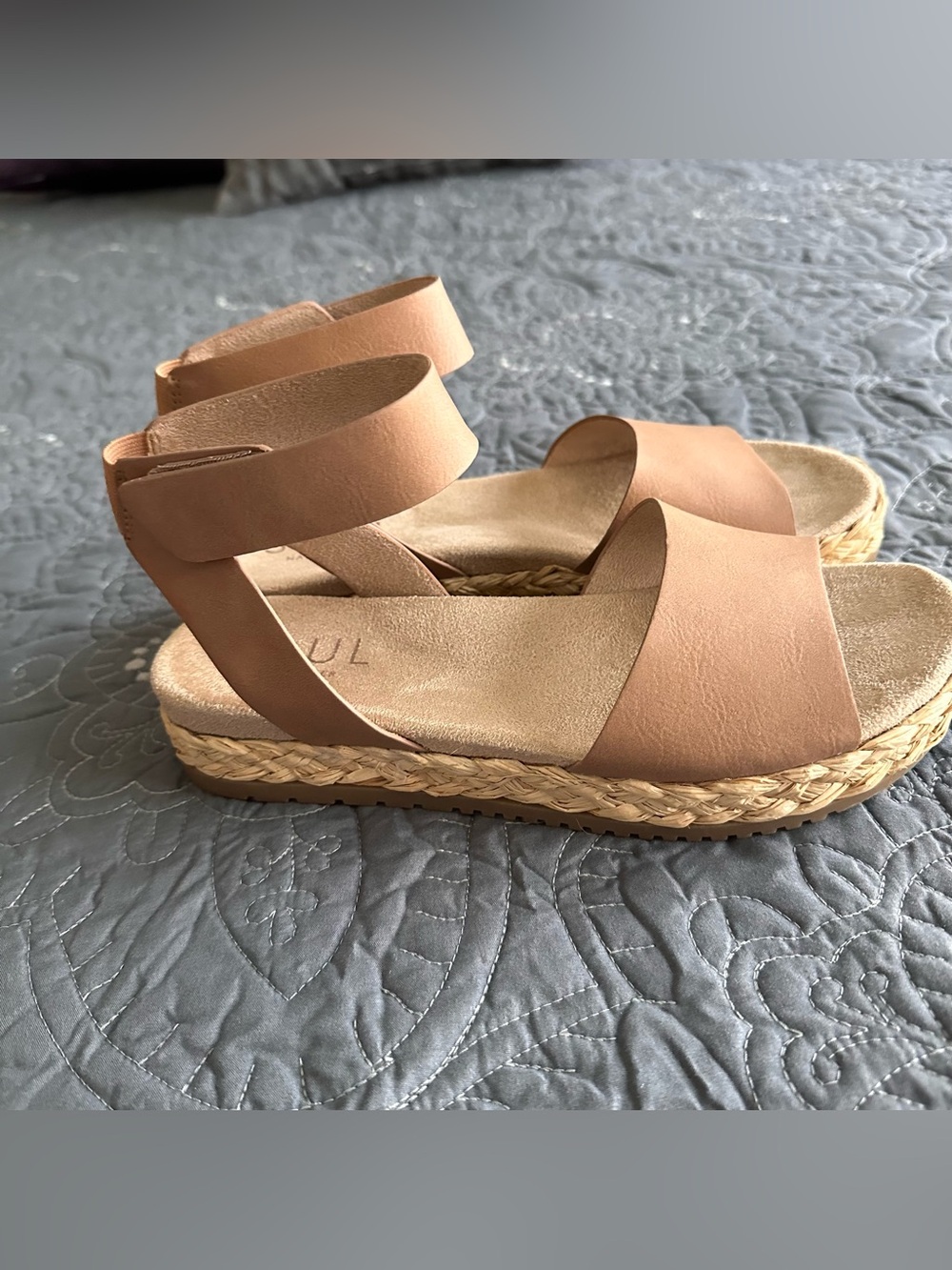Soul Deara Naturalizer Sandals in Nude Tan